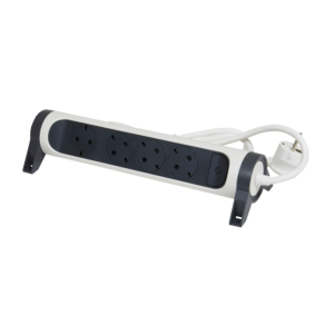 Bloco rotativo 4 tomadas 2P+T com interruptor e cabo 1,5m Branco/preto