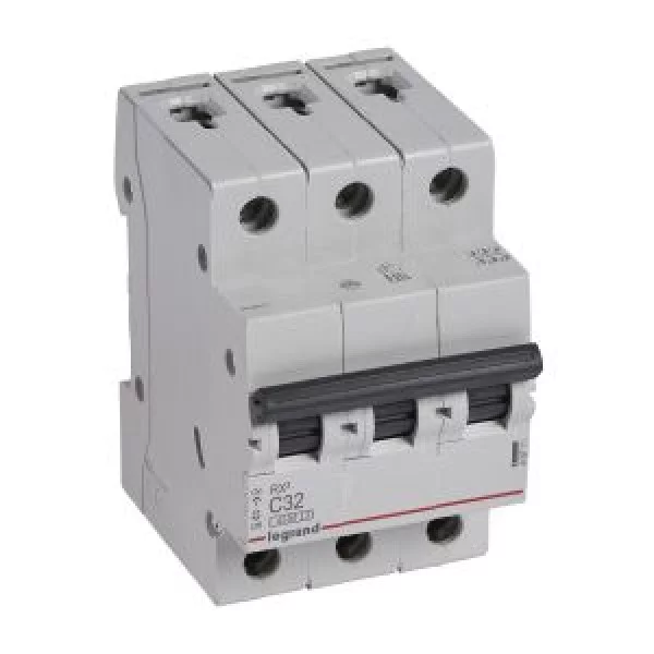 Disjuntor 3P RX3 C 32A 4500A