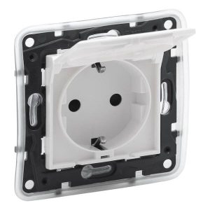 Tomada 2P+T IP44 Niloé Step Branco